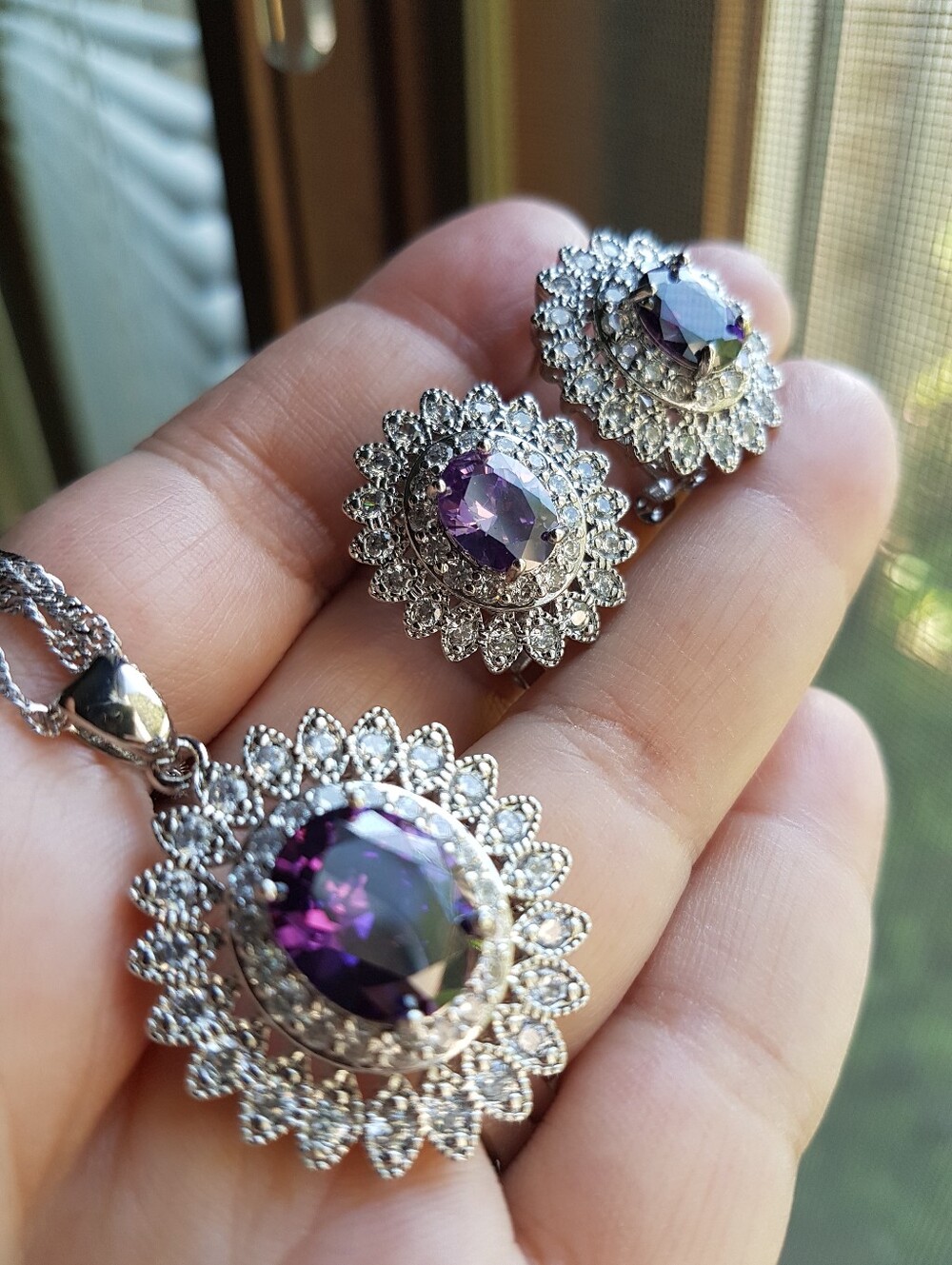 Swarovski Elements 925 Sterling Silver Amethyst Purple Sunflower Earrings NEW